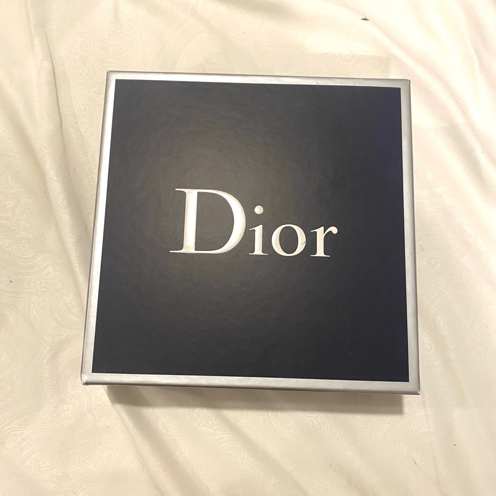 NEW DIOR CLASSIC GIFT BOX NAVY STORAGE DECOR - Picture 1 of 8